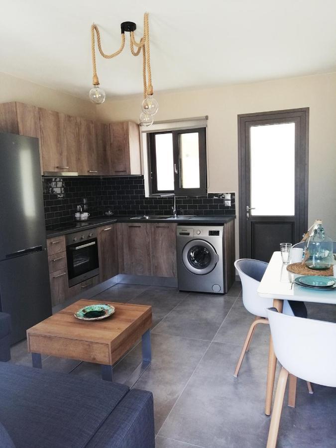 Serenity Superior Suite Apartment 아르고스톨리온 외부 사진